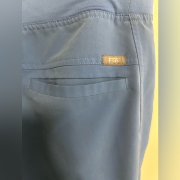 FIGS Technical Collection Healthcare Axim Scrub Pants Size Medium - Picture 3 of 7